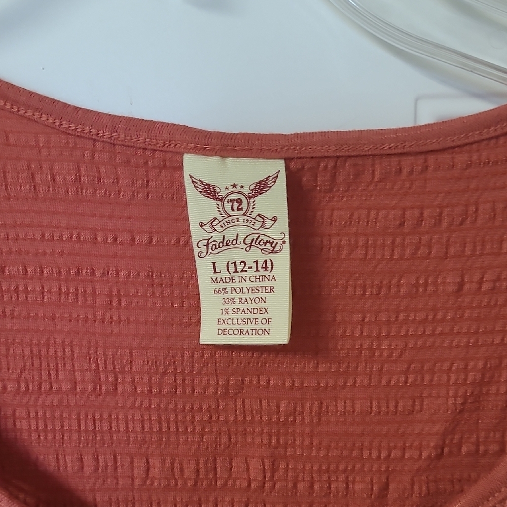 Pink Republic Lace Tank Tops in Coral and Peach - Picture 7 of 9